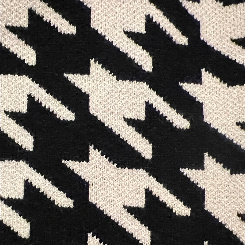 Haute Monde Black and White Houndstooth Sweater Vest Size XL NWT! - Picture 3 of 5